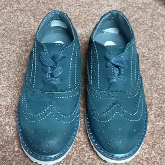 Kenneth Cole Wing Tip Brogue Nubuck Blue T-Suede Shoe  👞