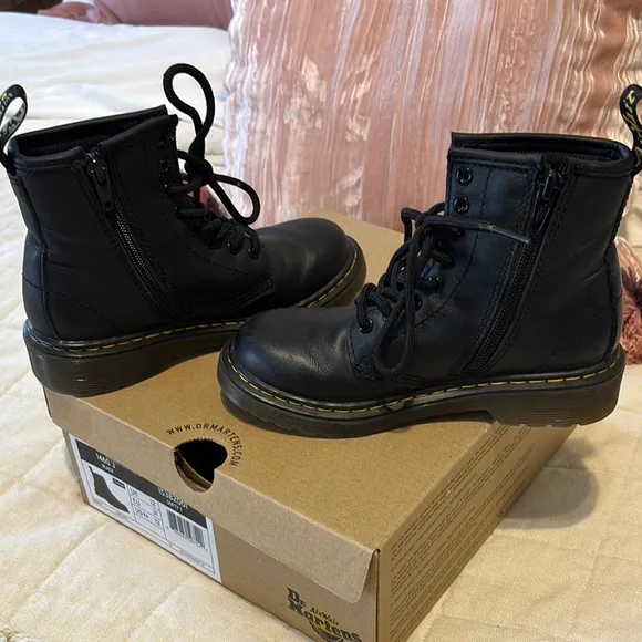 Kids Dr. Martens Boots