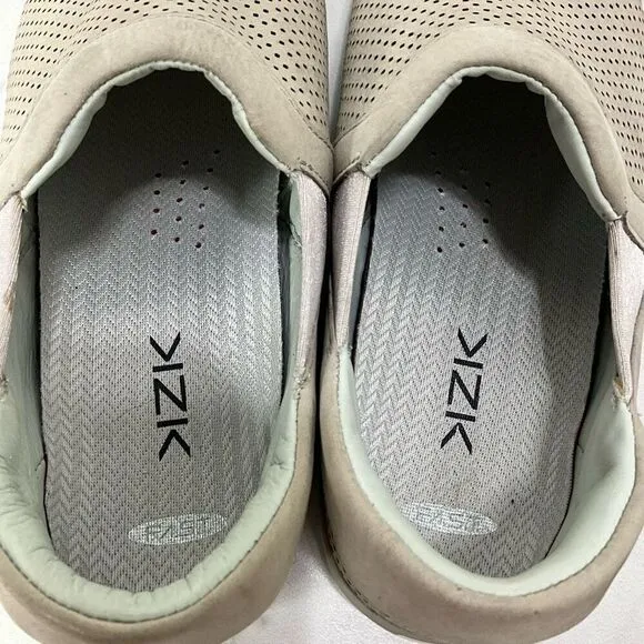 KIZIK Tan Leather Slip On Sneakers