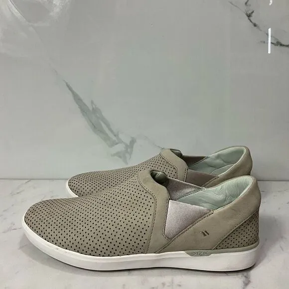 KIZIK Tan Leather Slip On Sneakers
