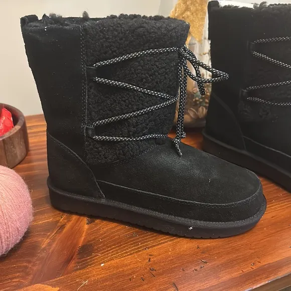 Koolaburra by UGG Girl's K Michon Short Fashion Boot
