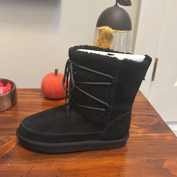 Koolaburra by UGG Girl's K Michon Short Fashion Boot
