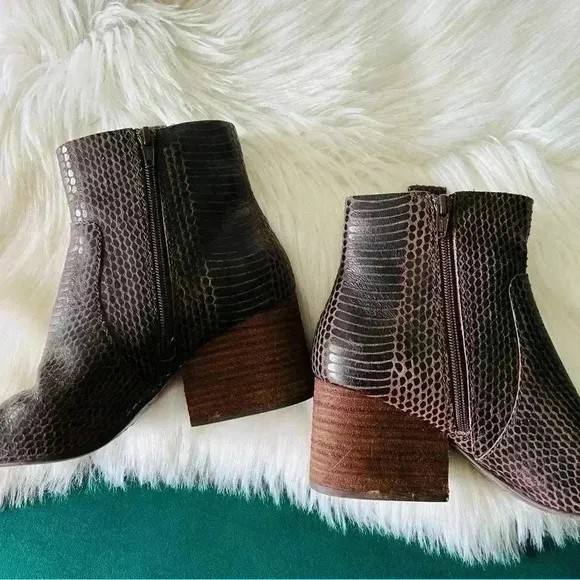 Korks Snake Print Leather Heeled Booties Shoes 8