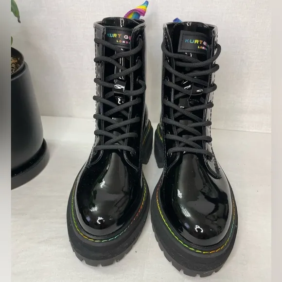 KURT GEIGER LONDONWomen's Birdie Patent Leather BlackCombat Boots‎