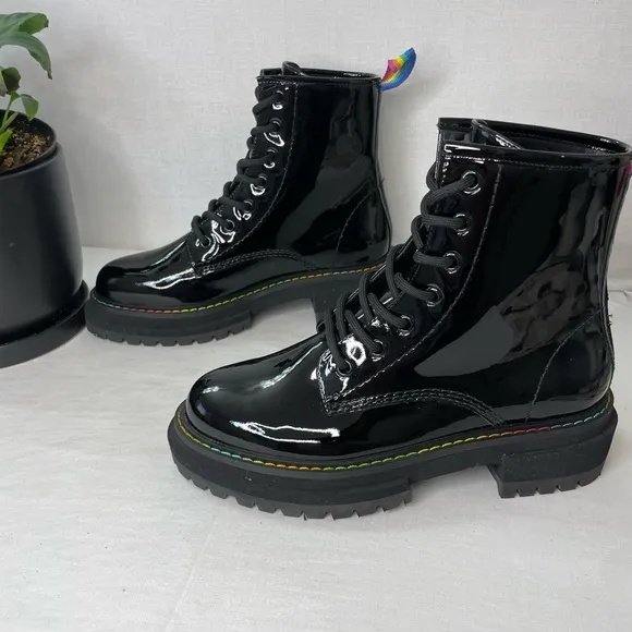 KURT GEIGER LONDONWomen's Birdie Patent Leather BlackCombat Boots‎