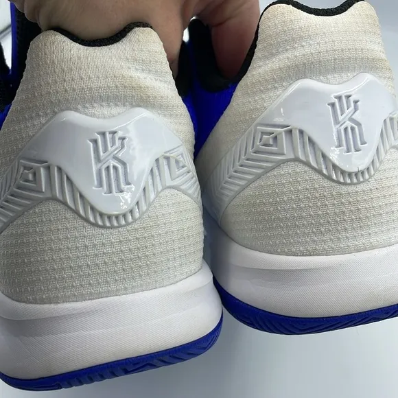 Kyrie Flytrap Nike 2 Low Racer Blue Shoes Sneakers SZ 7 Youth