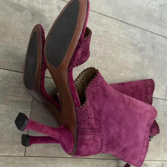 Leon Max Wine Suede Leather Peep Toe Laser Cut Boots Heels 9.5