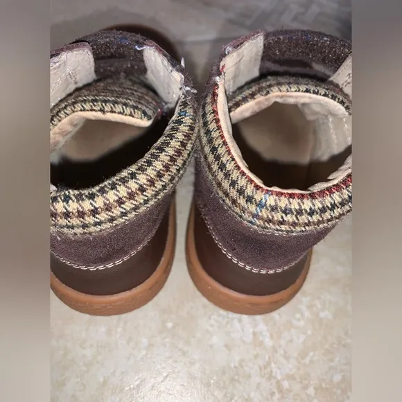 LIVIE &amp; LUCA BOYS Brown leather boots boys size 11