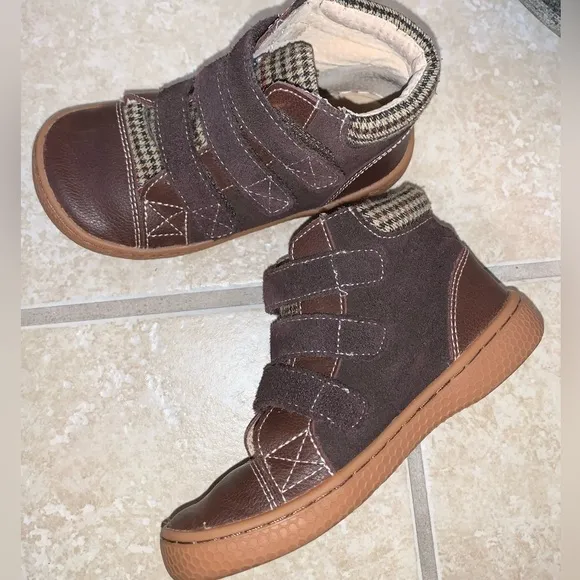 LIVIE &amp; LUCA BOYS Brown leather boots boys size 11