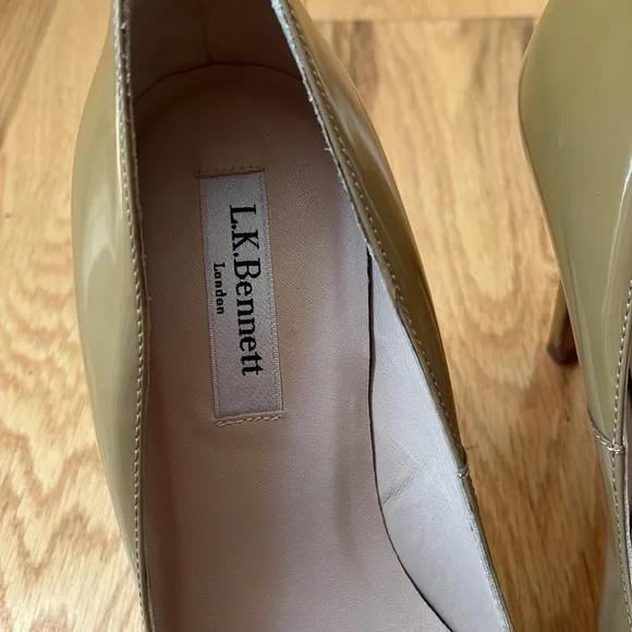 L.K. Bennett Sledge Beige Patent Platform Court Shoes Sz 9