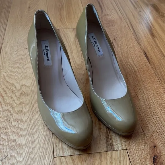 L.K. Bennett Sledge Beige Patent Platform Court Shoes Sz 9