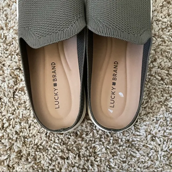 Lucky Brand Larlan Mule Slip On Shoes in Army Green Size 9
