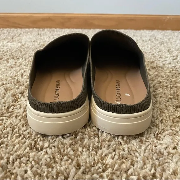 Lucky Brand Larlan Mule Slip On Shoes in Army Green Size 9
