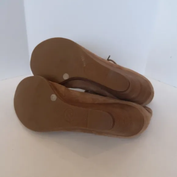 Lucky Brand Ysabel tan suede leather lace  wedge booties