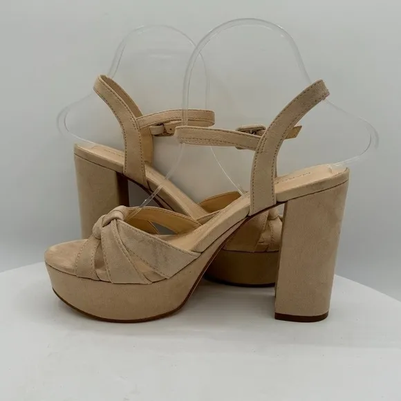 MARC FISHER DAMASK WOMENS SUEDE PLATFORM SANDALS  SIZE 7  COLOR LIGHT PINK  NWT