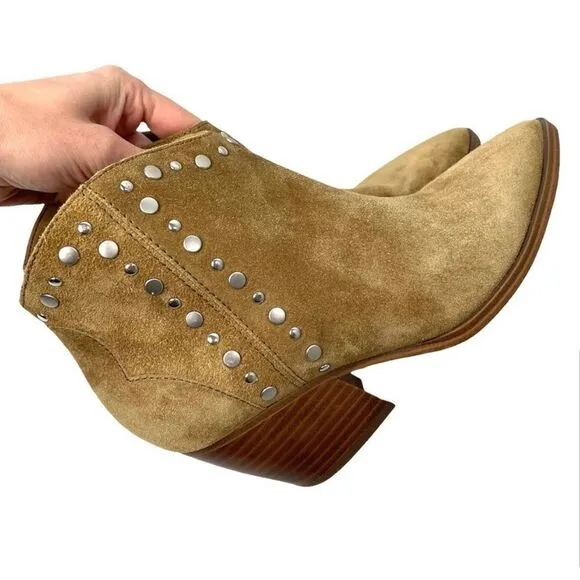 Marc Fisher Deni studded Suede Ankle Boots Sz 6.5 tan western boho
