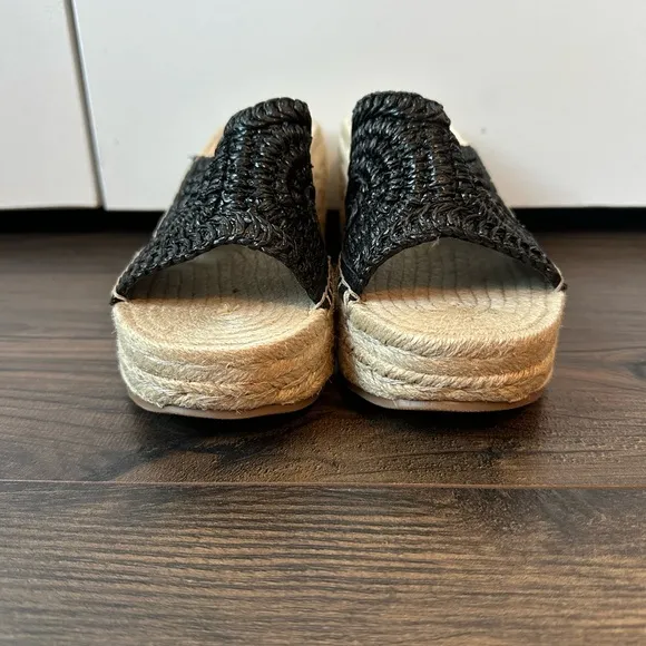 Marc Fisher Women’s Zakki Platform Espadrille Sandal Black (Size 6)