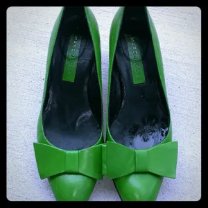 Marc Jacobs green leather shoes