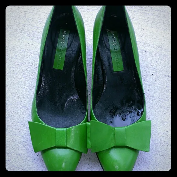 Marc Jacobs green leather shoes