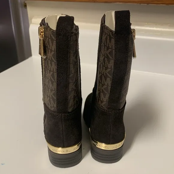 Michael Kors Girls Finley Makysa Logo Boots