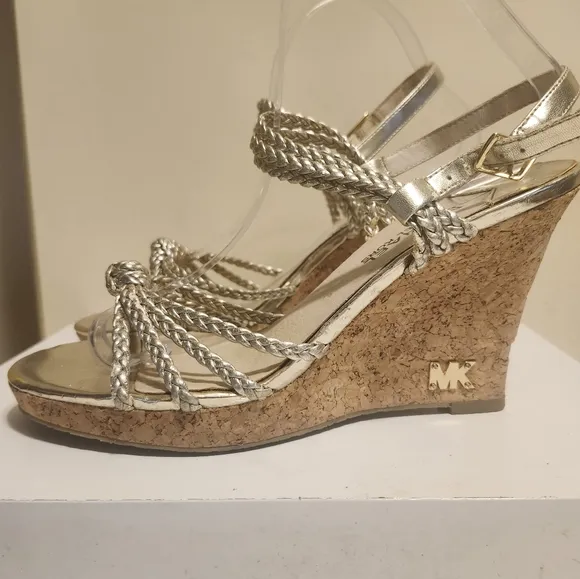 Michael Kors Gold Metallic Leather Wedge Heel Strappy Sandals Sz. 7 Ret. $229