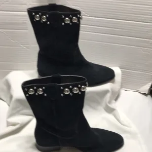 Michael Michael kors suede leather pull on boots with ornaments. EUC