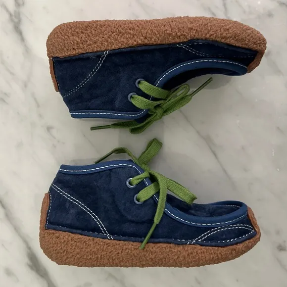 Morgan &amp; Milo Chukka Blue Suede Boots 7.5