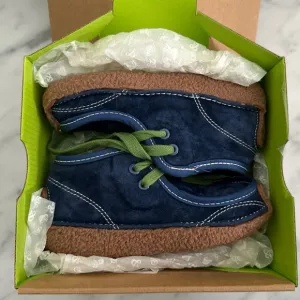 Morgan &amp; Milo Chukka Blue Suede Boots 7.5