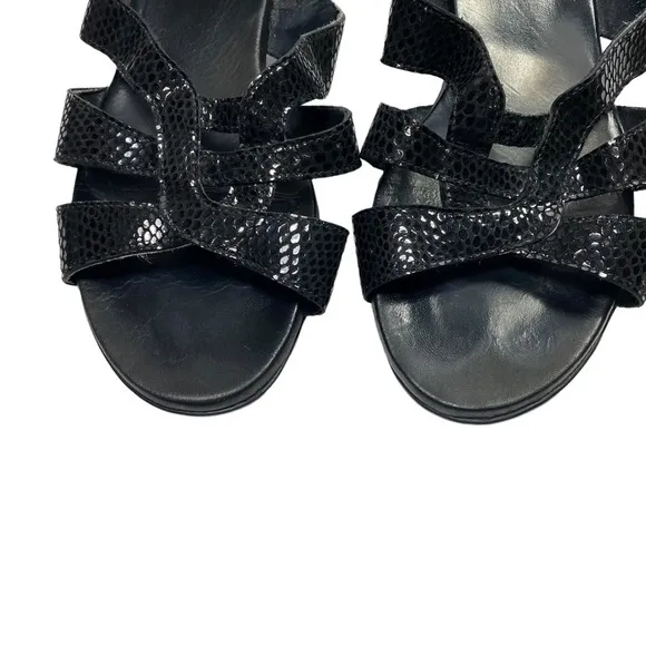 Munro American Sandals Slip on Slides Block Kitten Heel Shoes