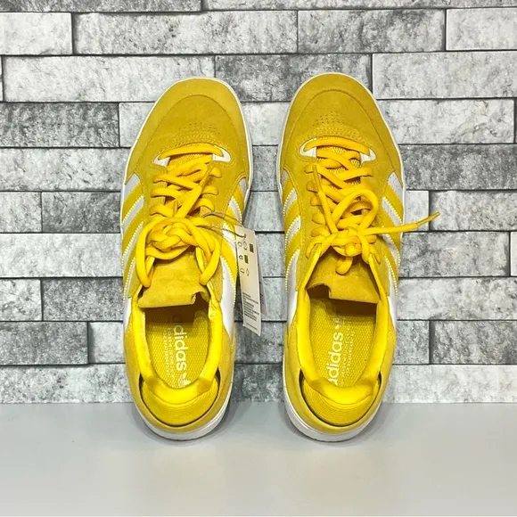 New Adidas Mens 10.5 Tyshawn Low Yellow Skate Shoes