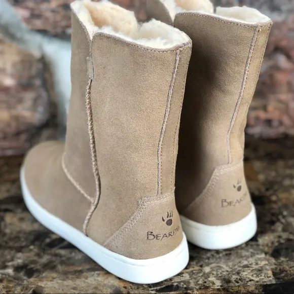 NEW BEARPAW Little Girls Delaney Sneaker Boots