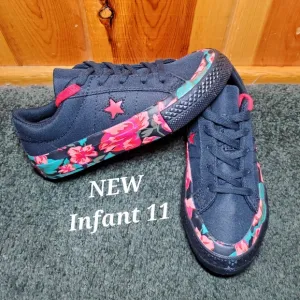 NEW Converse One Flower Infant 11