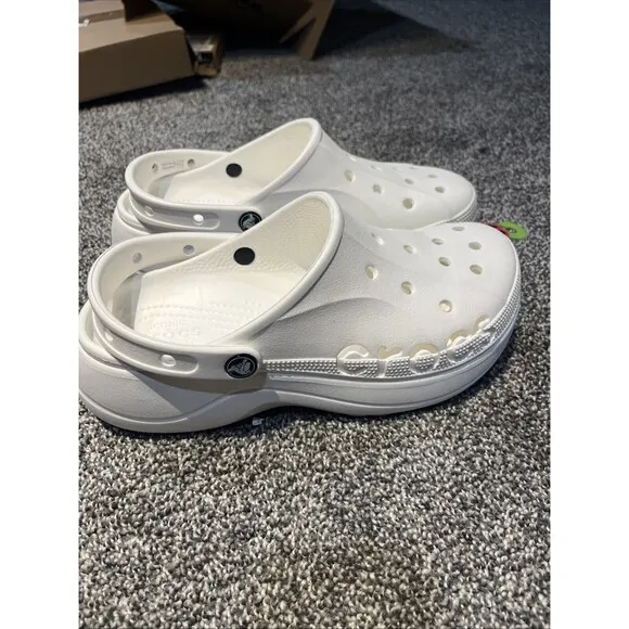 New Crocs Baya Womens Size 10 Slip On Platform Shoes Platform Clogs White