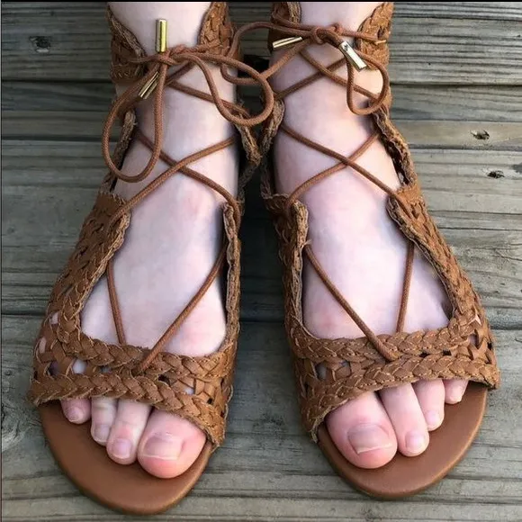 New Joie 100% leather Brown Woven gladiator lace up Sandals