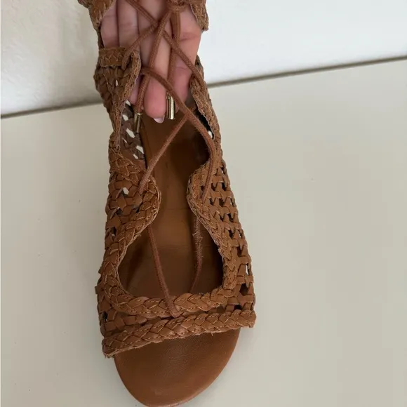 New Joie 100% leather Brown Woven gladiator lace up Sandals