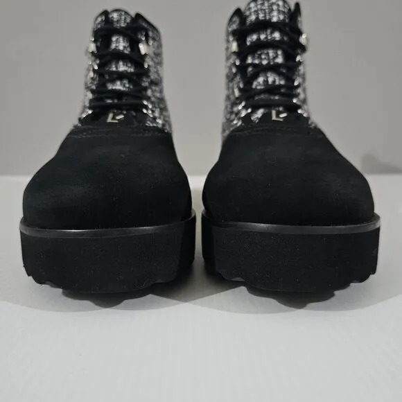 NEW Larroude Vail Ankle Bootie Black White Tweed Leather Size 9