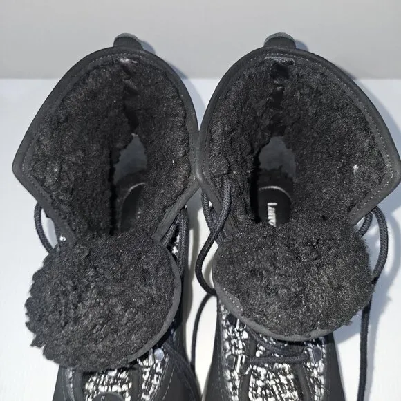 NEW Larroude Vail Ankle Bootie Black White Tweed Leather Size 9