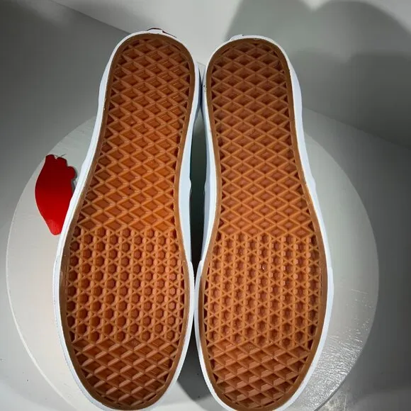 NEW Vans Mens Size 10.5 Comfycush Era Customs Shoes Sneakers Orange Yellow Skate