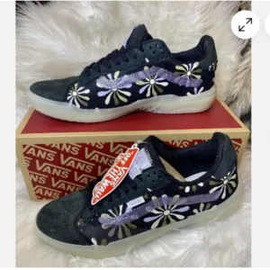 New  WOMEN'S VANS EVDNT ULTIMATE Waffle Skate Shoes  Divine Floral Black Size 7