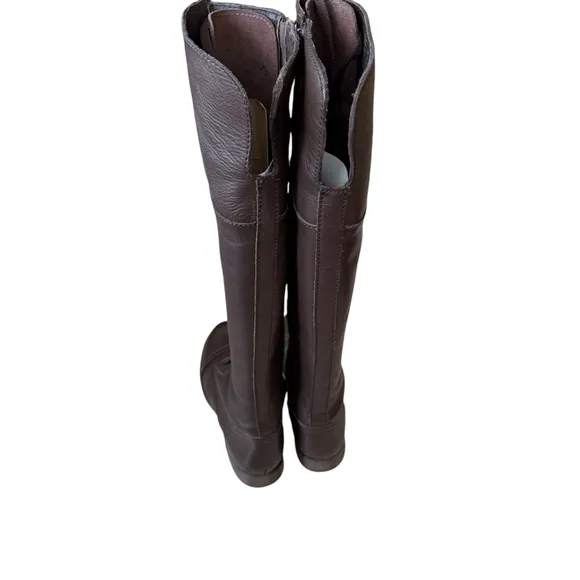 NEW Zigi Girl &quot; Future &quot; Brown Suede Leather Knee High Boots Size 6M