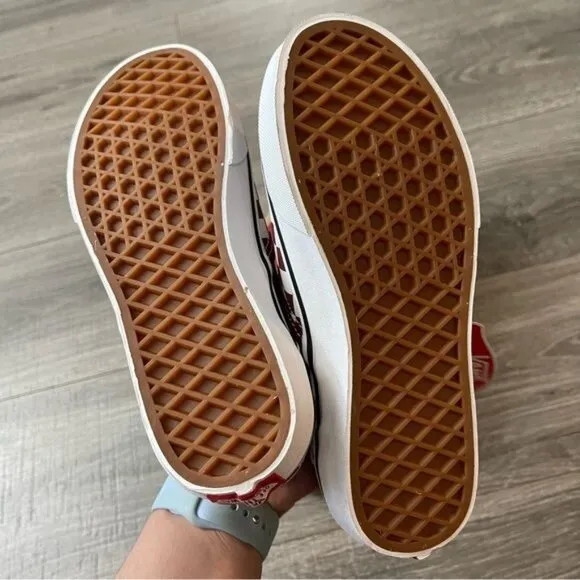 NIB Vans Checker Board Pomegranate Red Slip On Skate Shoe Sz 1 Little kid