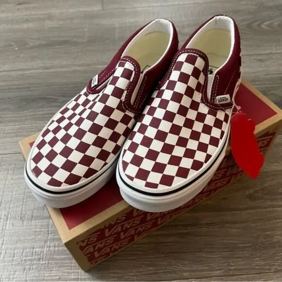 NIB Vans Checker Board Pomegranate Red Slip On Skate Shoe Sz 1 Little kid