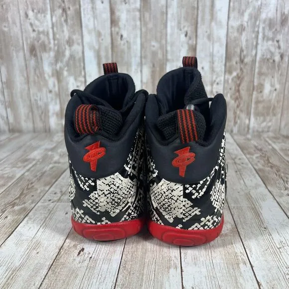 Nike‎ Air Foamposite One Boys Size 6.5Y Black Athletic Shoes Sneakers 644791-104