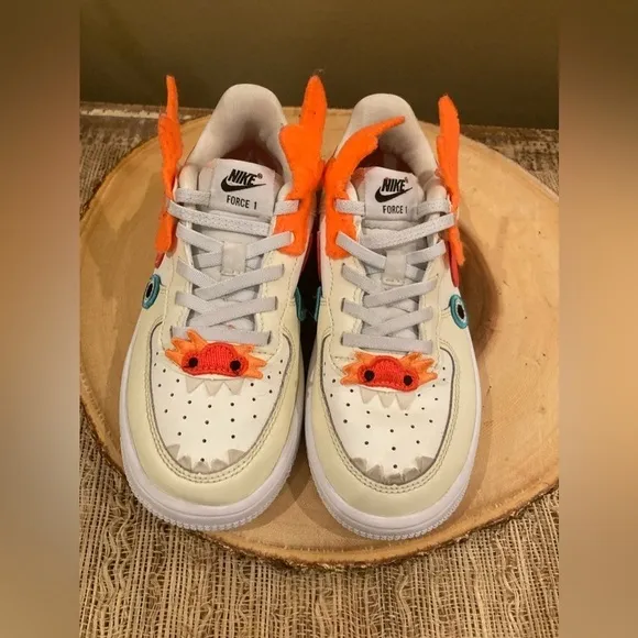 Nike Air Force 1 Low Lv8 Easy On Style Character! Little Kids Size 1Y