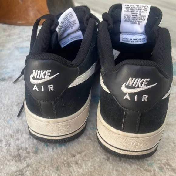 Nike Air Force 1 low Youth Size 7y Black/white