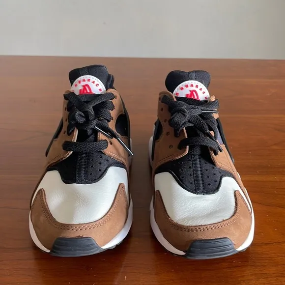 Nike Air Huarache LE DH8143-001 Bison NWOB Black/White/Brown/Red Retro DS Sz 3.5