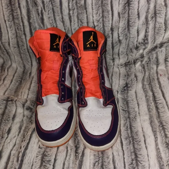 Nike Air Jordan 1 Retro High Tasmanian Devil (GS