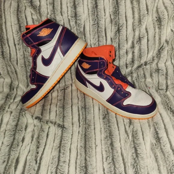 Nike Air Jordan 1 Retro High Tasmanian Devil (GS
