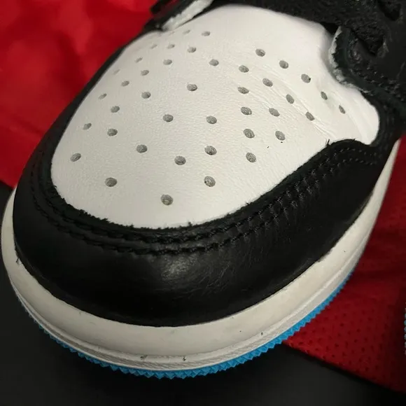 Nike Air Jordan 1 Retro Low UNC Tarheels Sneakers Carolina Blue Shoes