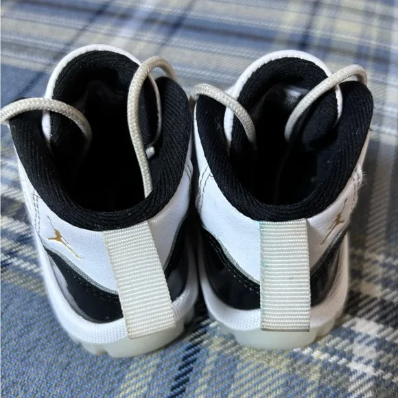 Nike Air Jordan 11 Retro DMP Gratitude Black White 378040-170 Toddler Td Size 5C